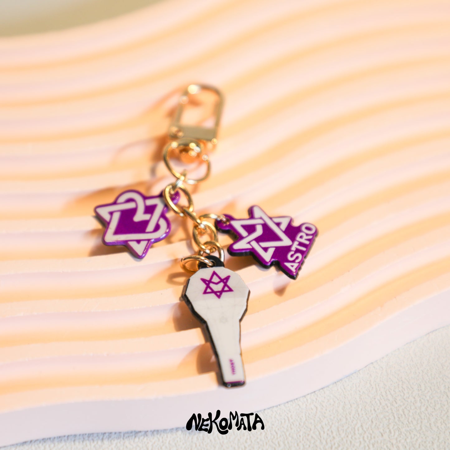 K-Pop Mini badge Lightstick Keyring