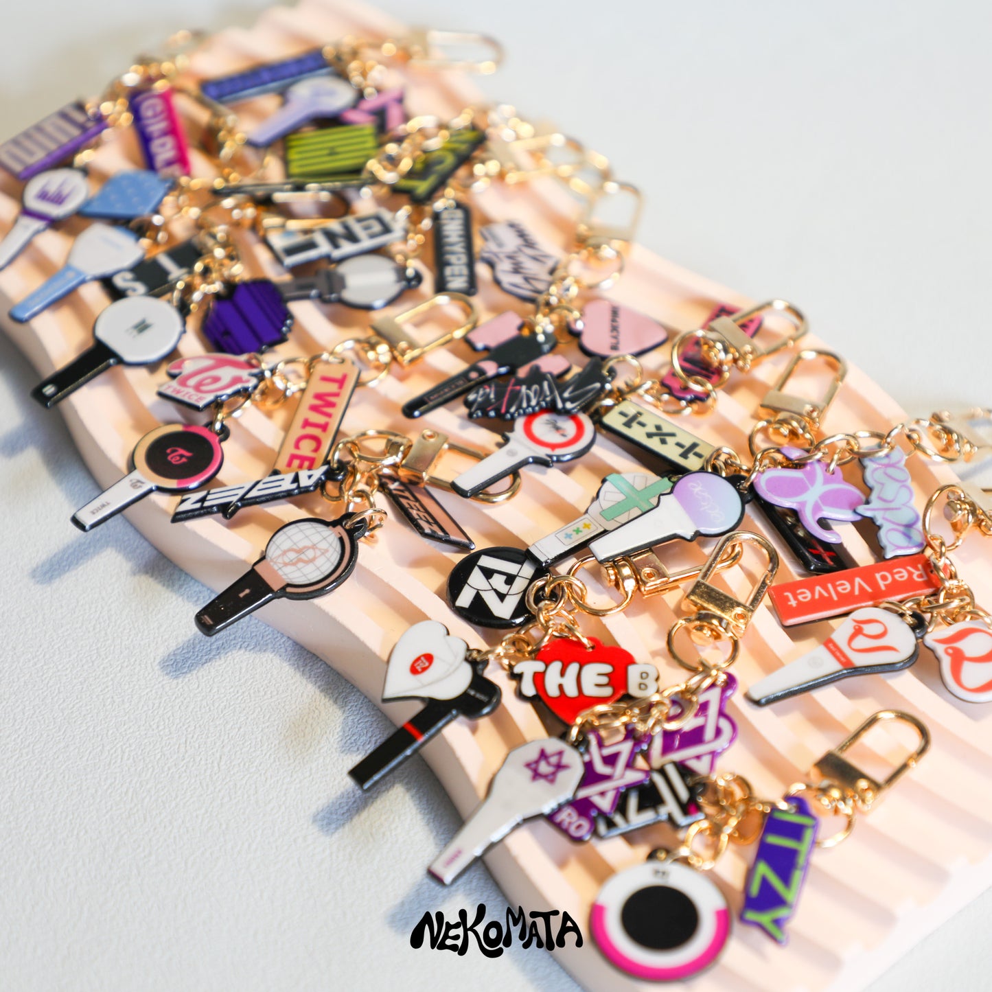 K-Pop Mini badge Lightstick Keyring
