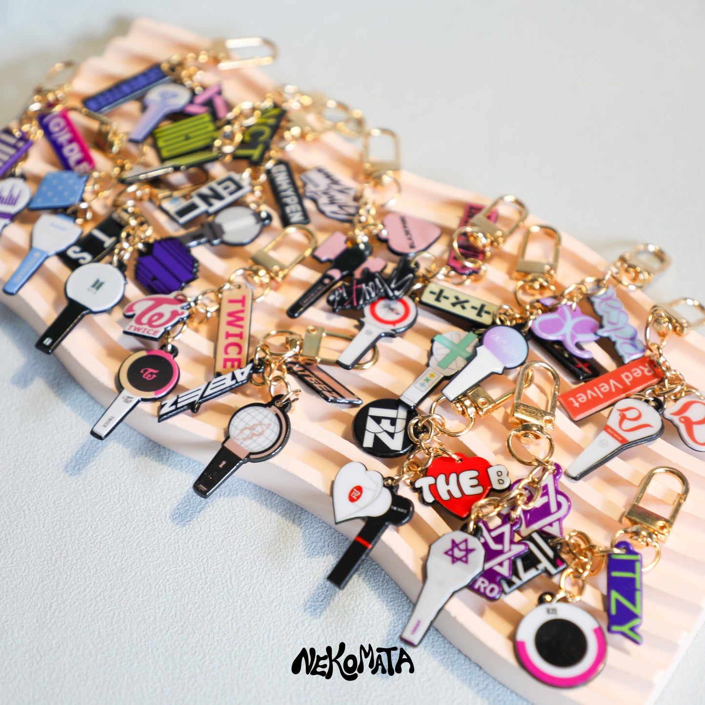 K-Pop Mini badge Lightstick Keyring
