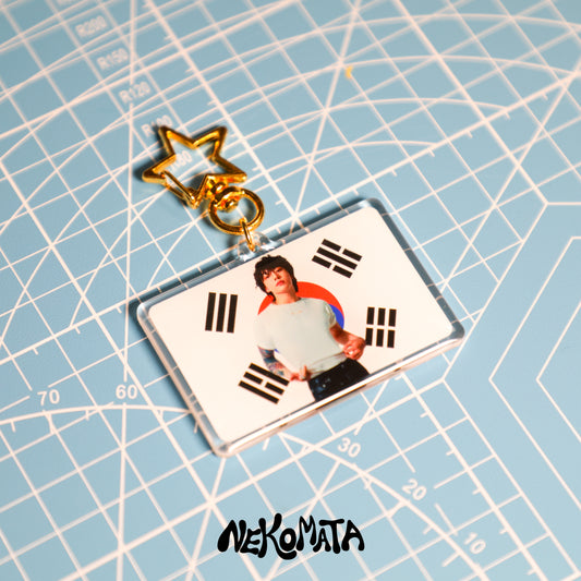 JUNGKOOK FLAG KEYCHAIN