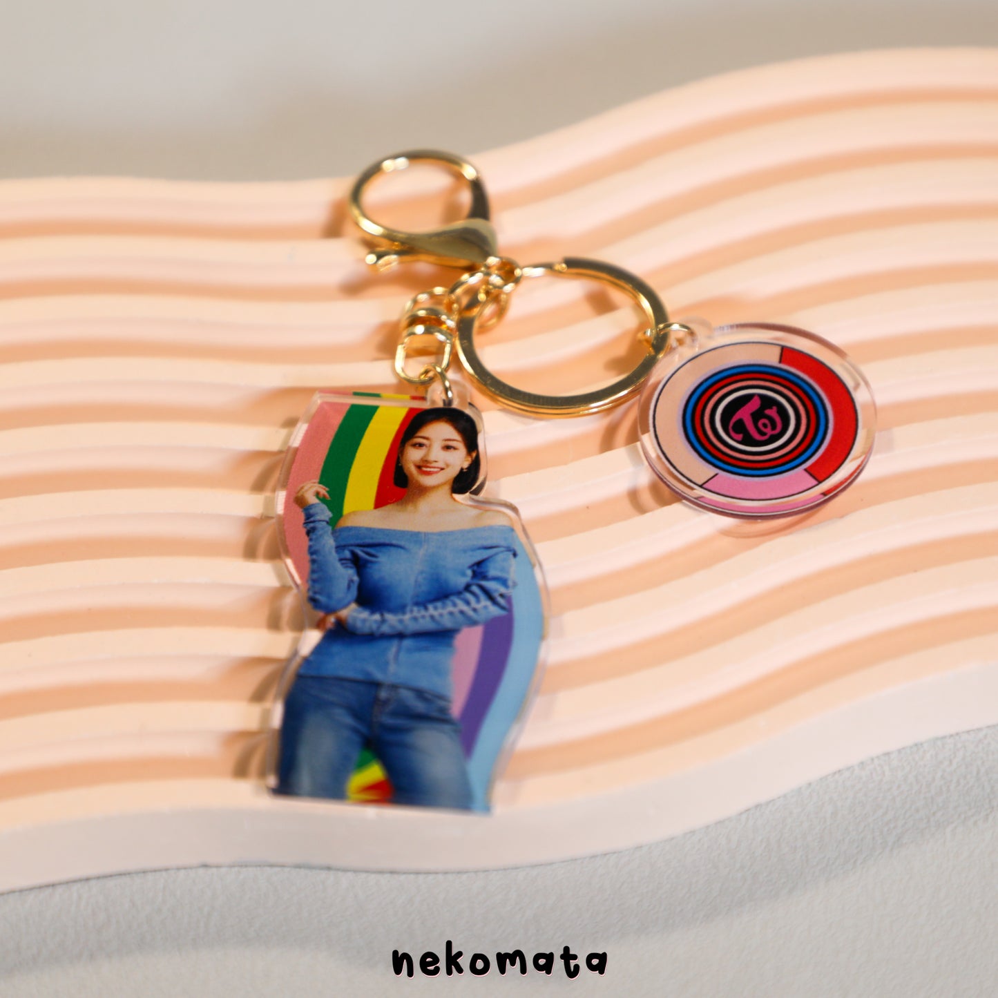 Porte-clés acrylique TWICE