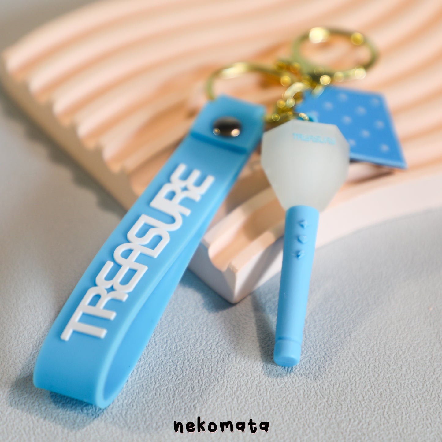 3D TREASURE Lightstick Keyring