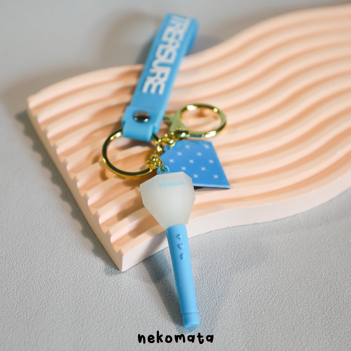 3D TREASURE Lightstick Keyring