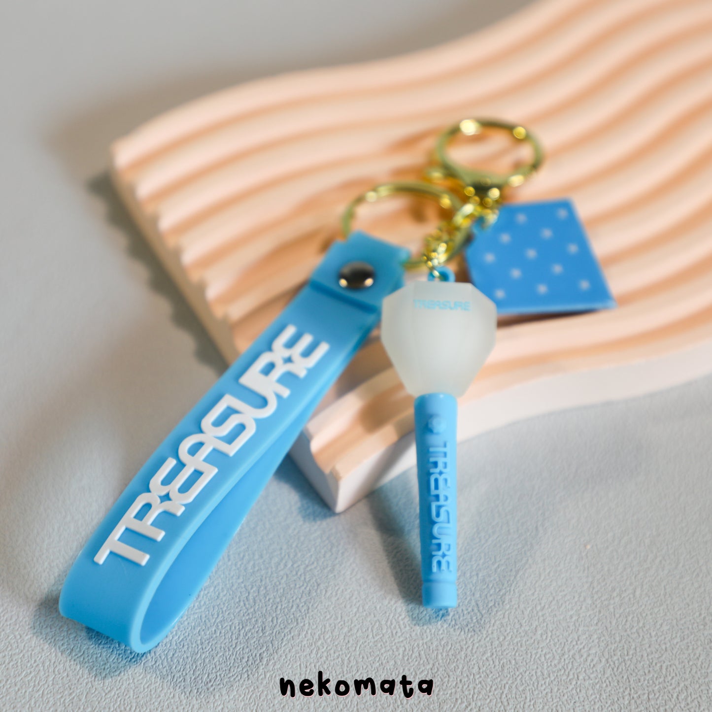 3D TREASURE Lightstick Keyring