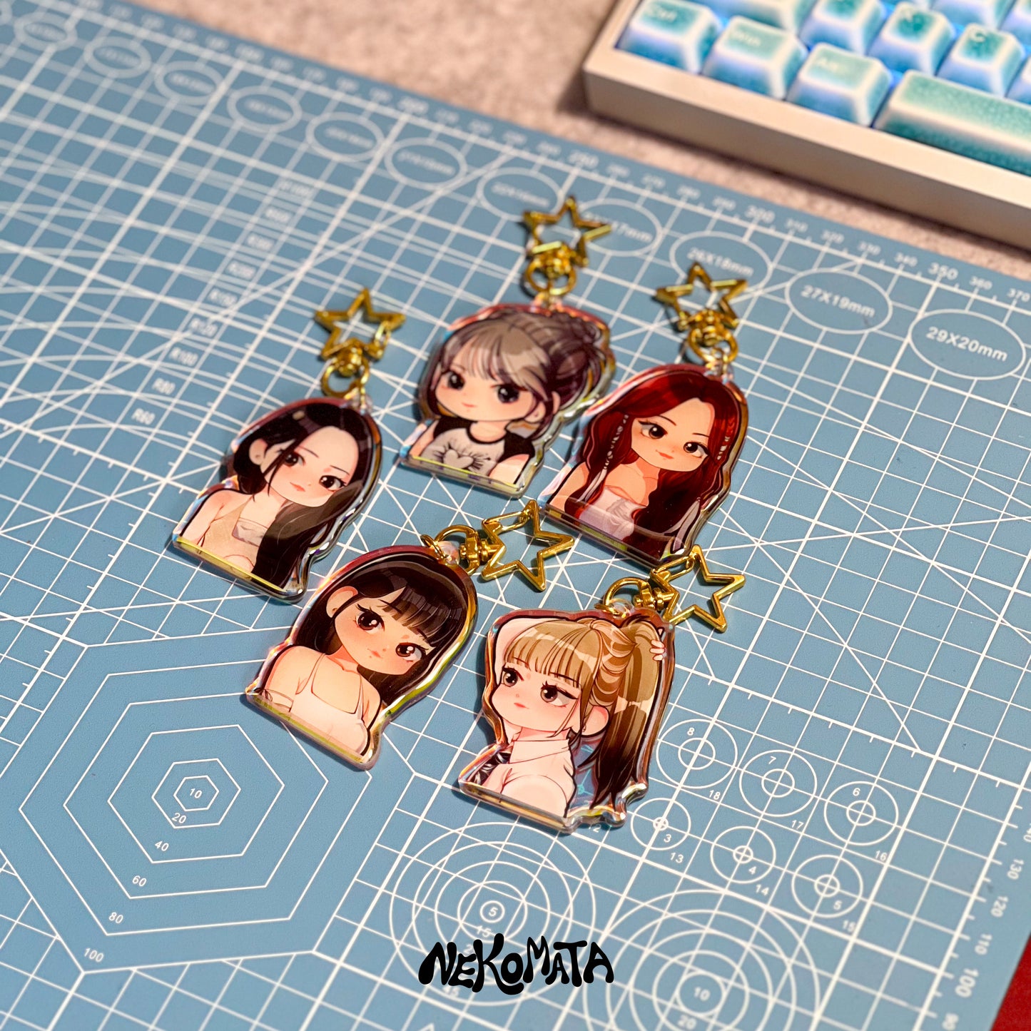 LE SSERAFIM Bias Keychain
