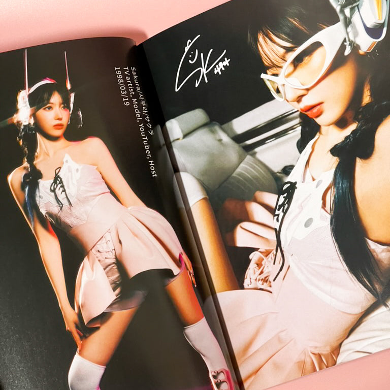 LE SSERAFIM Perfect Night PHOTOBOOK