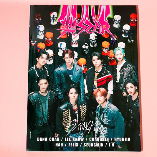 STRAY KIDS 'Rock-Star' PHOTOBOOK